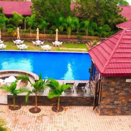 Palm Kalash Hotel Лусака Екстериор снимка
