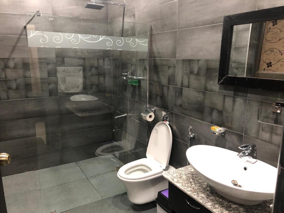 Palm Kalash Hotel Лусака Екстериор снимка