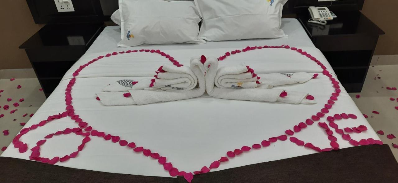 Palm Kalash Hotel Лусака Екстериор снимка