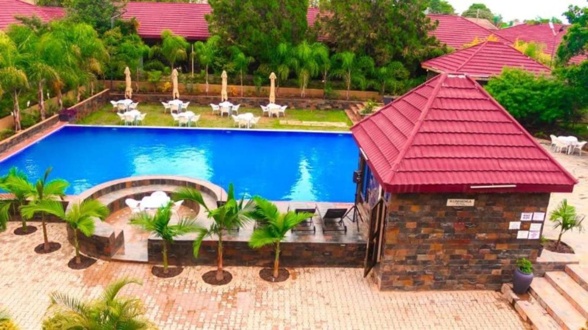 Palm Kalash Hotel Лусака Екстериор снимка